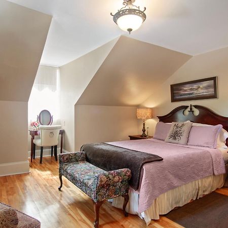The Dawson House Bed & Breakfast Charlottetown Extérieur photo